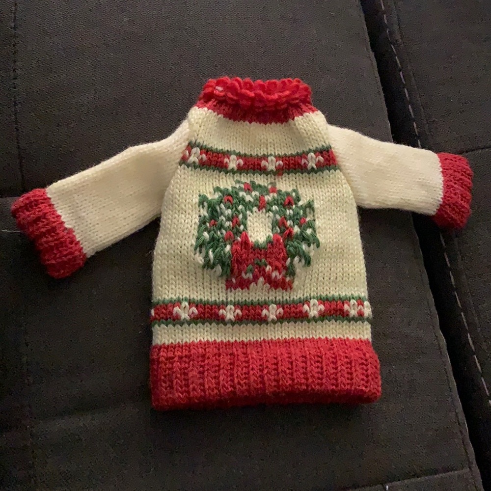 Wine bottle sweater